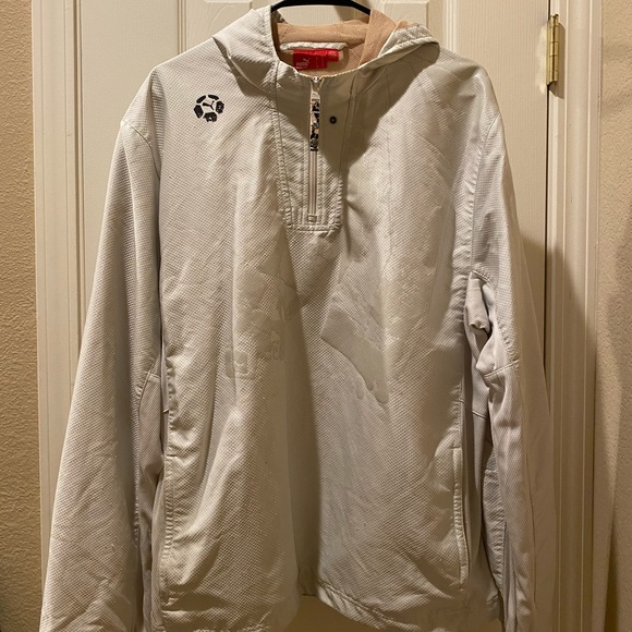 Puma running windbreaker - Picture 1 of 3